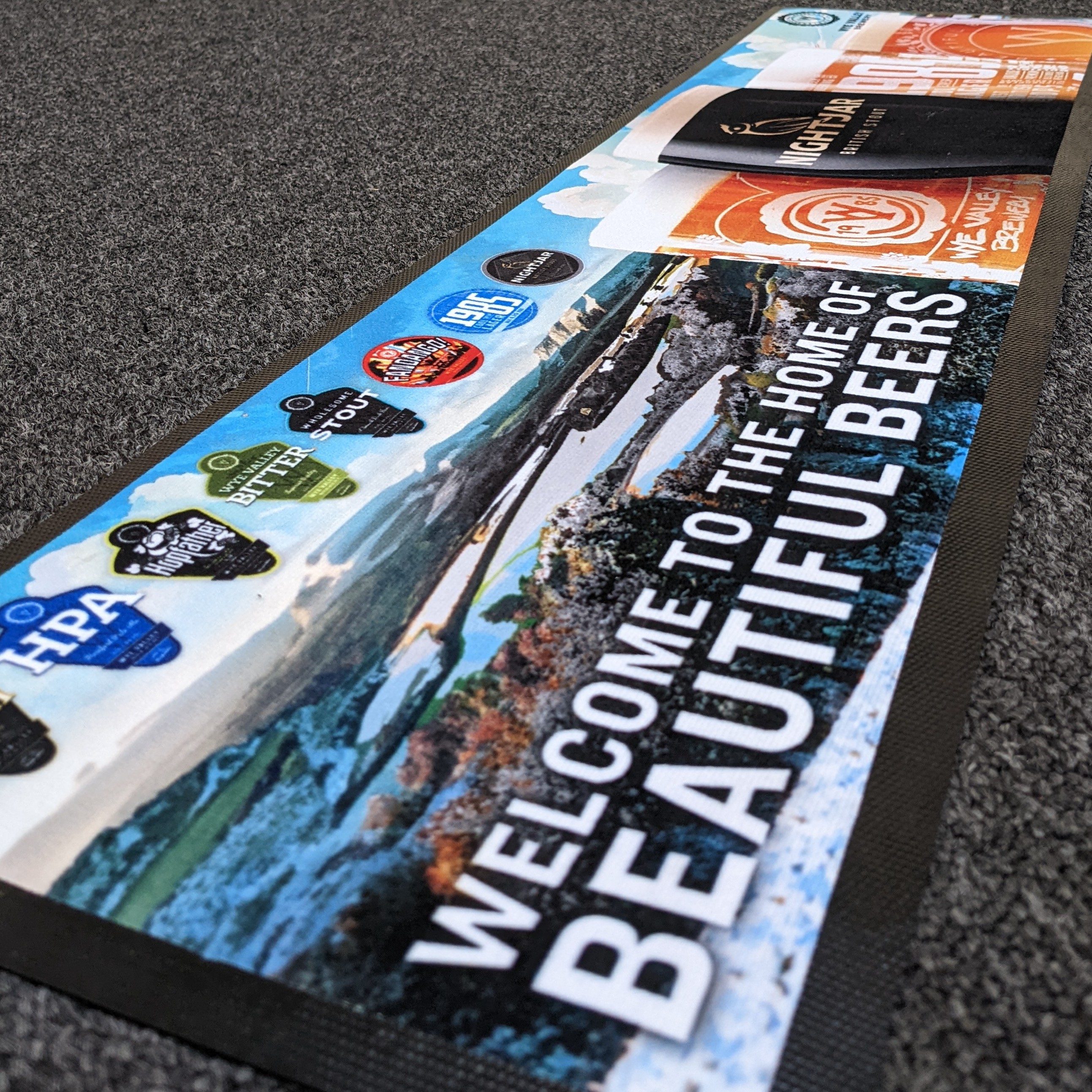 Image of Winter Bar Runner