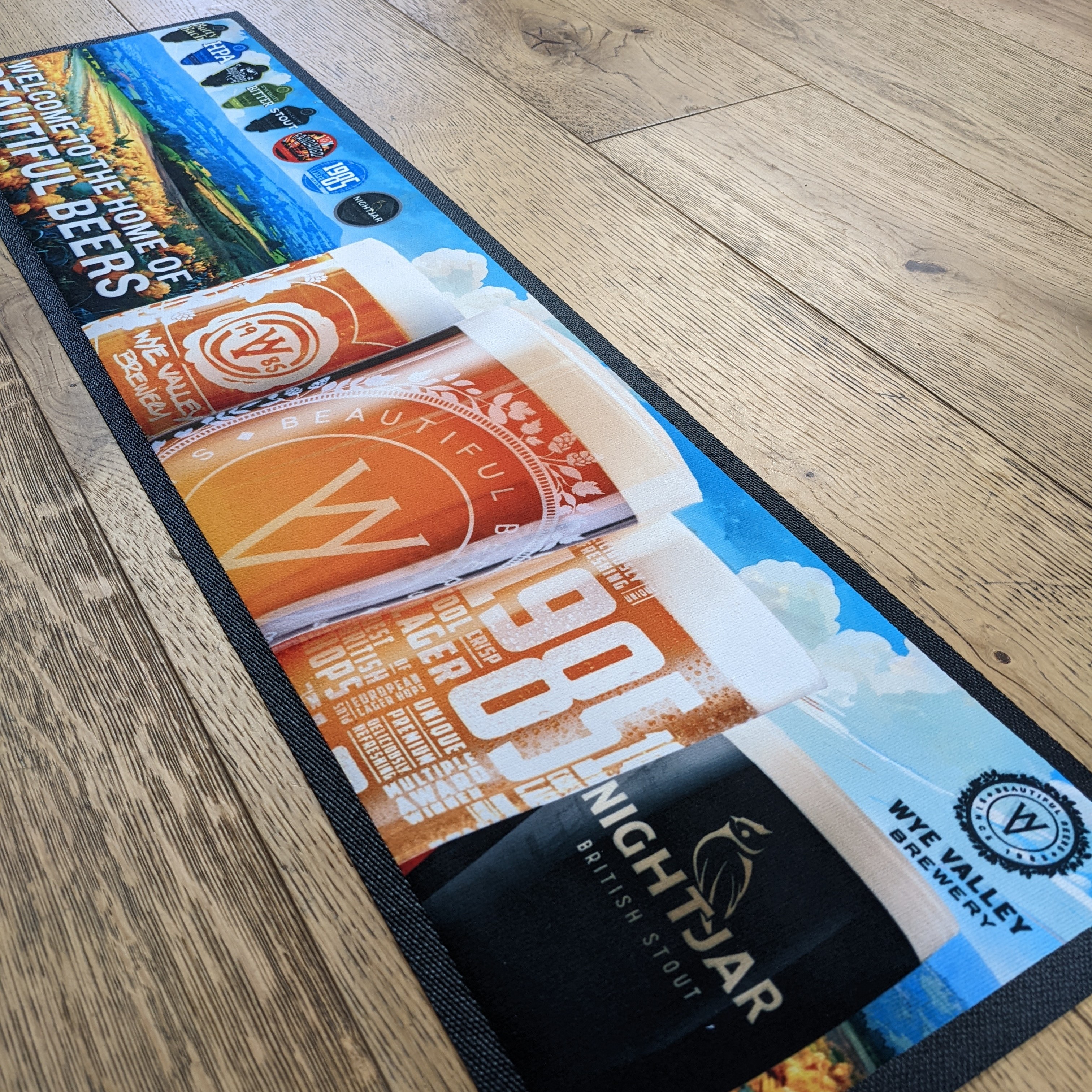 Image of CLASSIC BAR RUNNER 